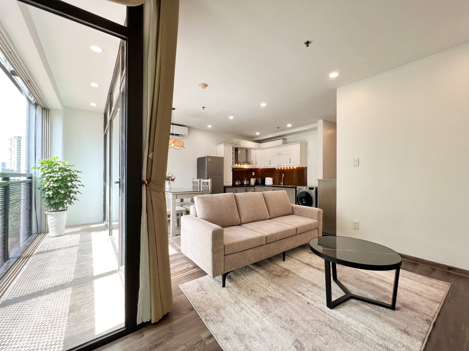 2-bedroom apartment for rent in Ba Đình · Balcony · 3