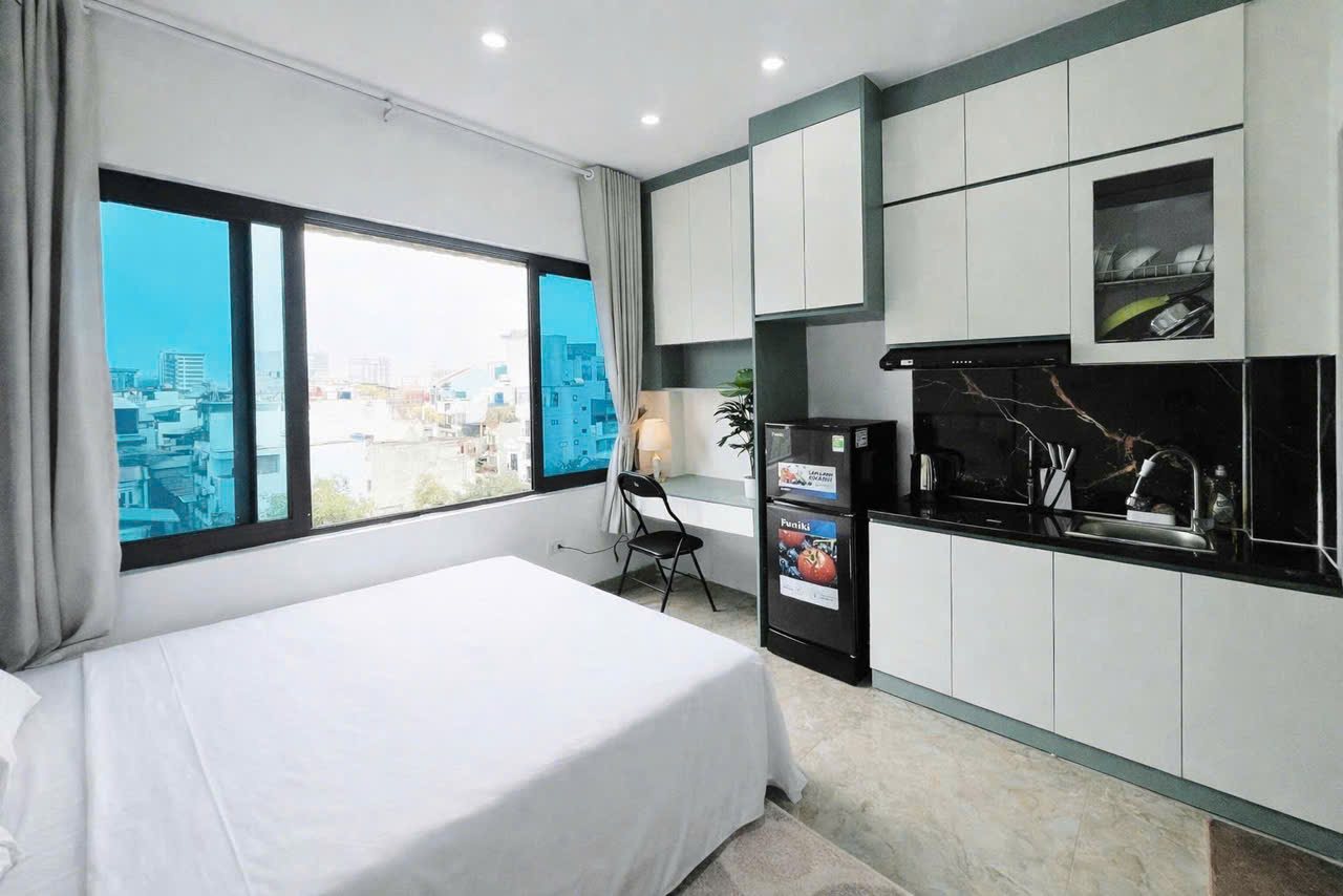 1-bedroom studio apartment for rent in Ba Đình · 2